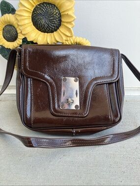 Vintage 60s 70s Monochrome Brown Vinyl Shoulder Mini Bag Silver Lock Closure